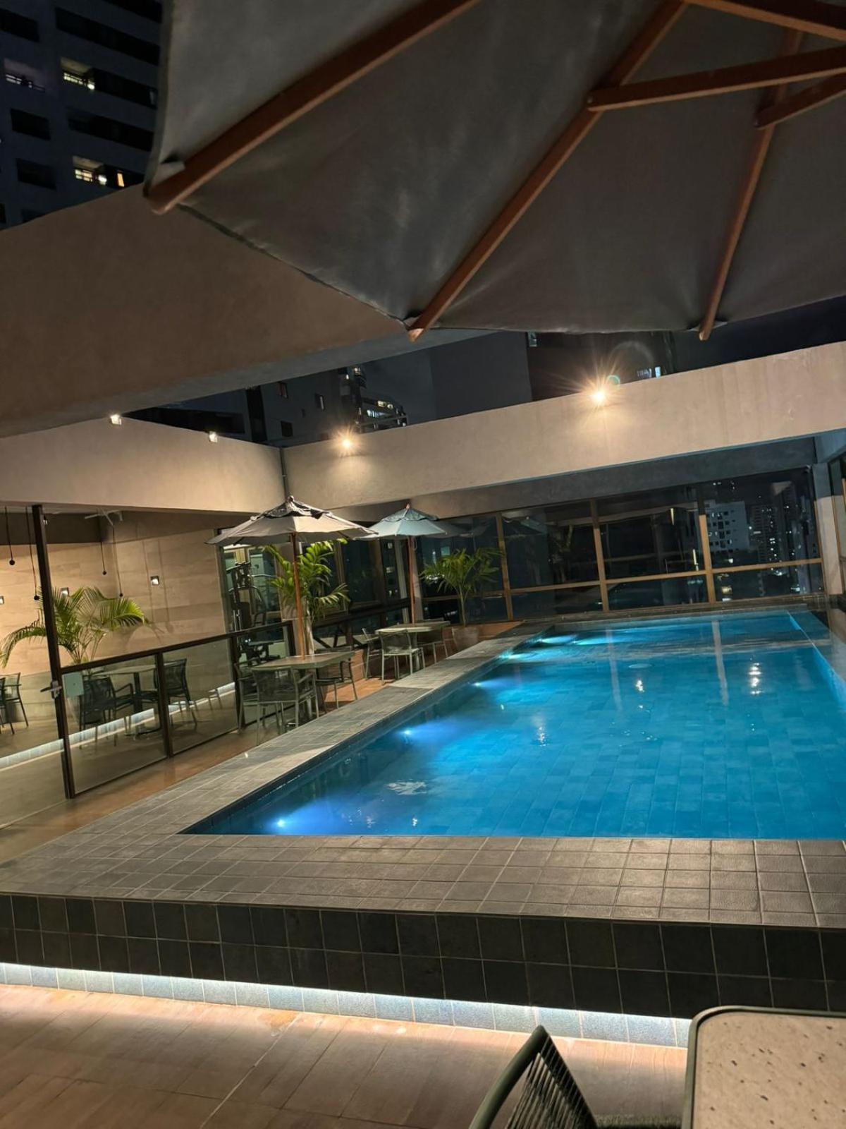 Flat Em Boa Viagem No Rooftop 470 Recife