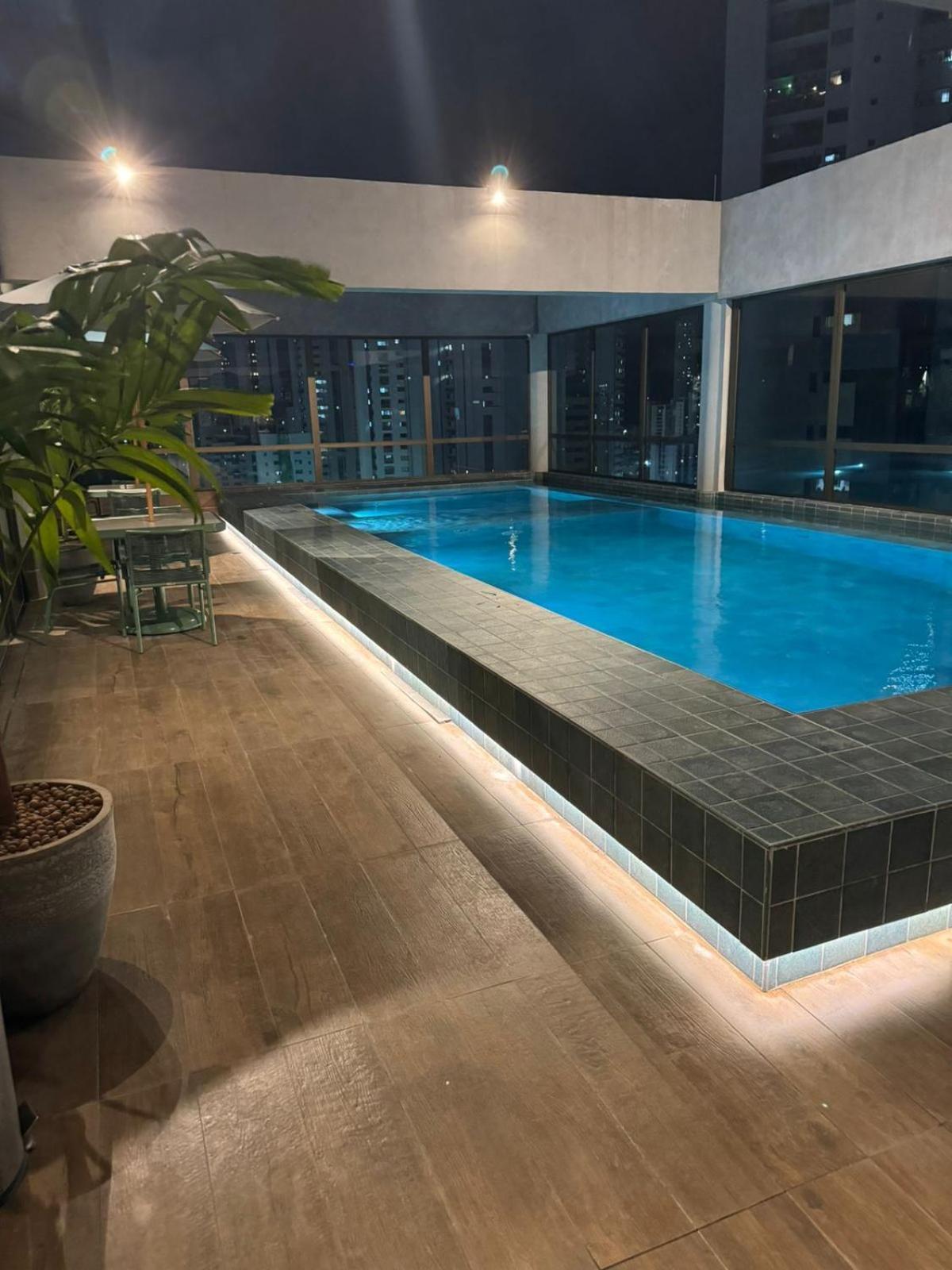 Flat Em Boa Viagem No Rooftop 470 Recife